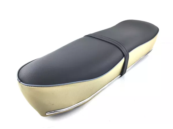 Sitzbank Zündapp 1 Stück Höhe 110mm Breite 200mm Länge 610mm Abstand der Befestigungslöcher 78mm Abstand der Befestigung vorne zu hinten 435mm Farbe schwarz für Zündapp Sport Combinette Typ 510, Zündapp Sport Combinette Typ 433, Zündapp Sport Com